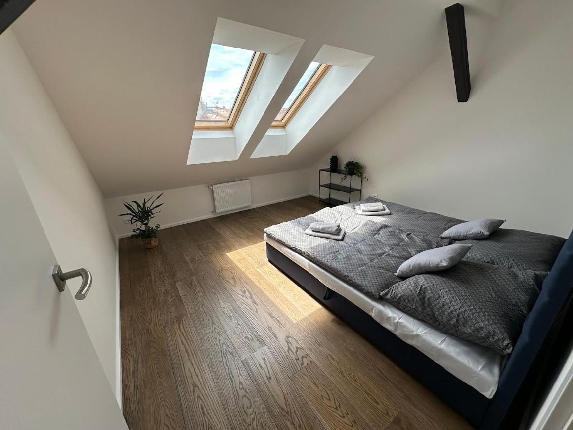 Loft Apartments Прага Екстер'єр фото