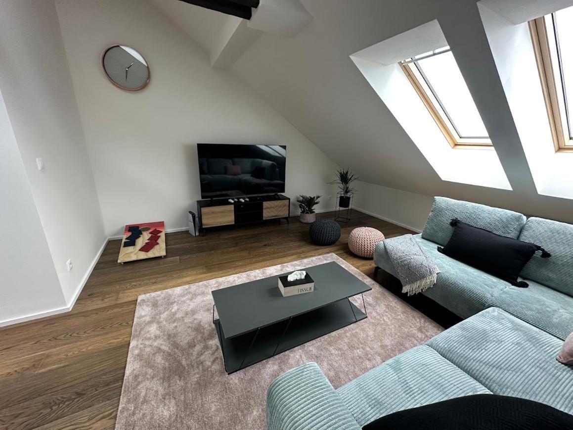 Loft Apartments Прага Екстер'єр фото